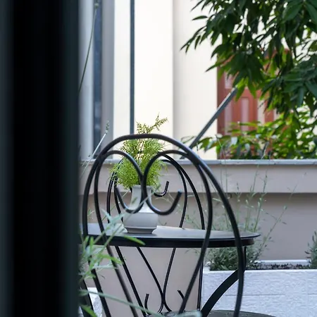 B&B Philia Boutique Atena